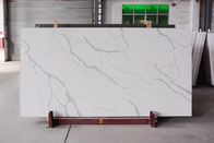 Witte Gebouwde Kunstmatige Countertop van de Kwartssteen voor Keuken en Badkamersvloertegels