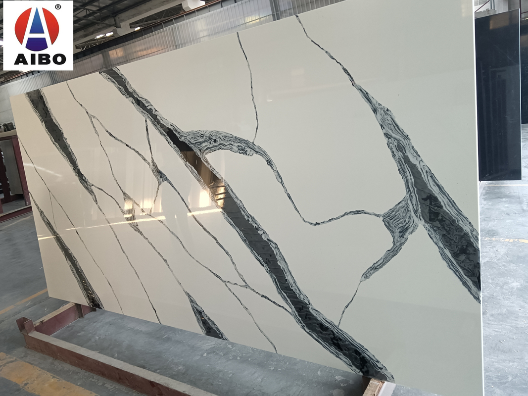 Panda White Calacatta Quartz Stone-Plak met Achtergrondbank Hoogste Decoratie